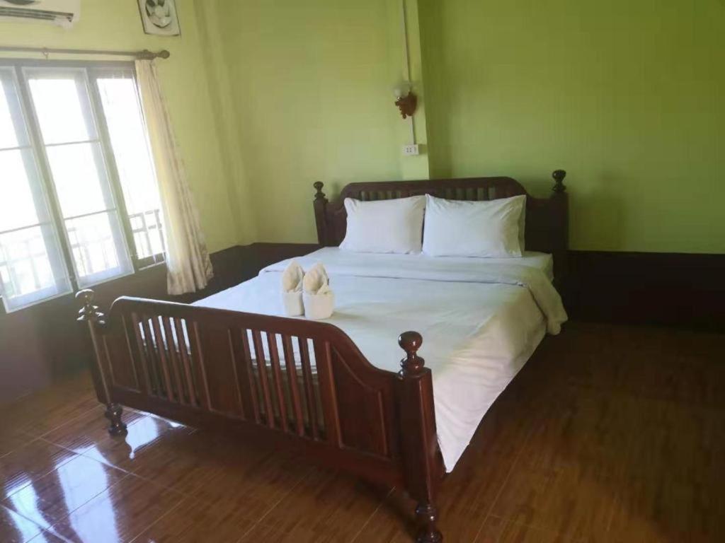 Riverside Garden Hostel วังเวียง ภายนอก รูปภาพ