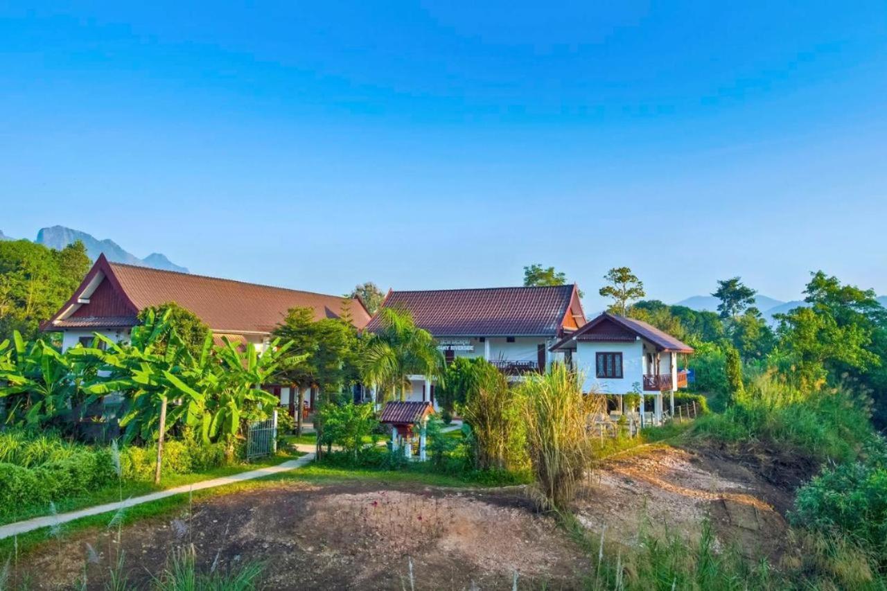 Riverside Garden Hostel วังเวียง ภายนอก รูปภาพ