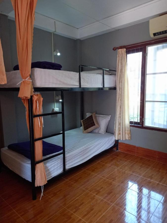 Riverside Garden Hostel วังเวียง ภายนอก รูปภาพ