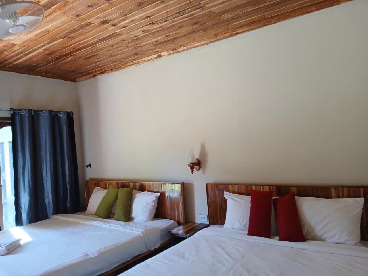 Riverside Garden Hostel วังเวียง ภายนอก รูปภาพ